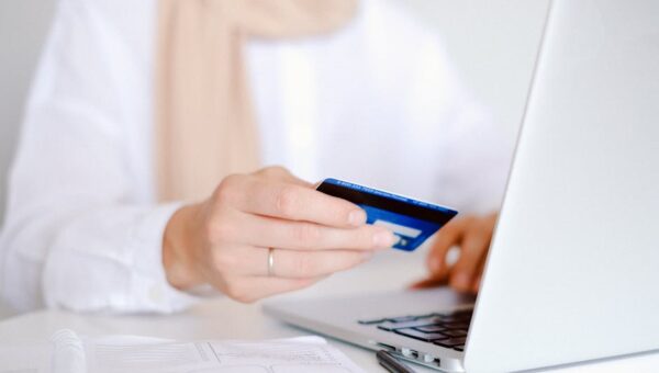 Quickbooks Online Wont Allow Me To Add Transaction And Incorrect Date